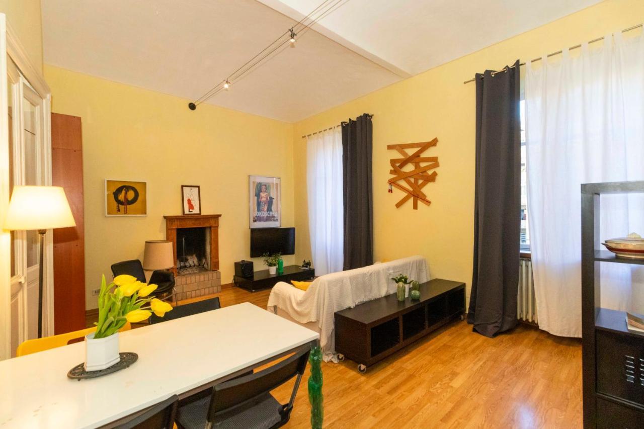 Porta Nuova & San Salvario Roomy Flat Торино Екстериор снимка